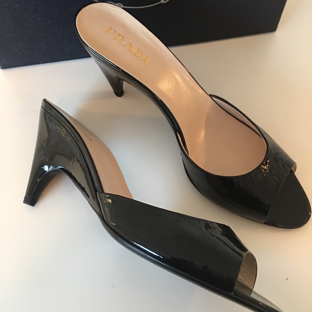 AUTH NIB Prada Vernice Sfumata Easy Nero SZ 38.5